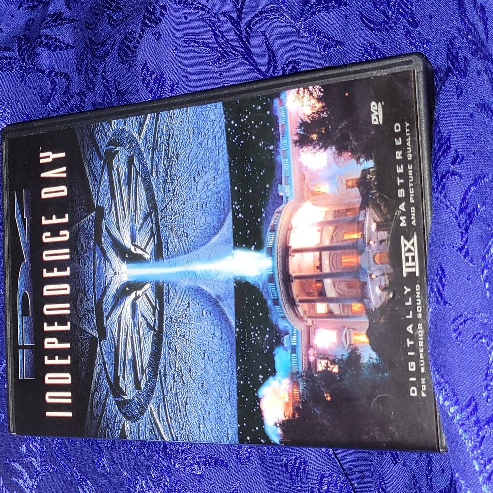💿 Independence Day (ID4) starring Will Smith [Widescreen]
